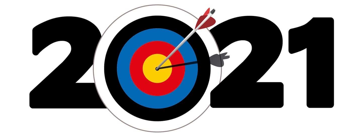 Greeting card for companies with the symbol of an arrow that reachs its target that forms the zero of 2021.